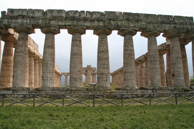 060425  Paestum.jpg